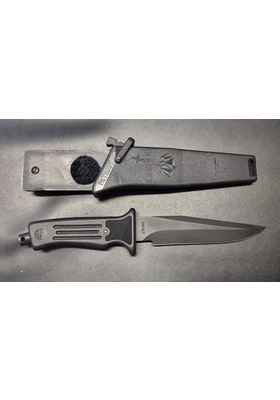 GERBER PATRIOT 5 3/4" BLACKIE COLLINS KÄYT