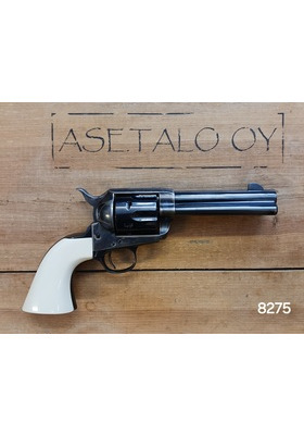 AMERICAN WESTERN ARMS PEACEKEEPER .45 COLT KÄYT