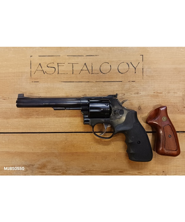 TAURUS .32 S&W LONG 6" KÄYTETTY REVOLVERI SIN